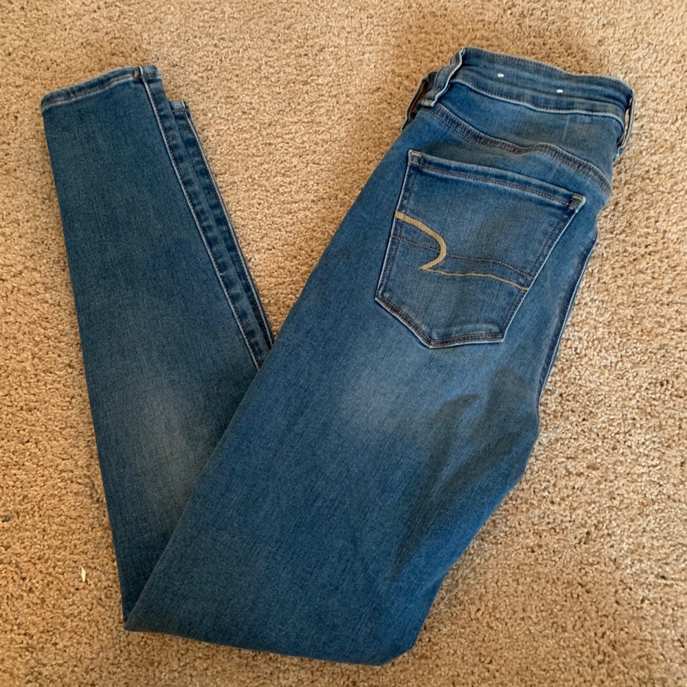 AE high waisted jeans